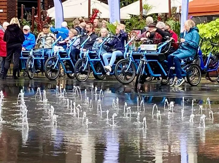 Beeld bij project “Amstelidee op bezoek bij jarig Fietsmaatjes Amstelveen”