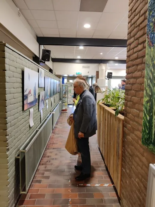 Beeld bij project “Foto Expositie “Ongedocumenteerd En Op Leeftijd” succes. (Gesponsord door Amstelidee)”