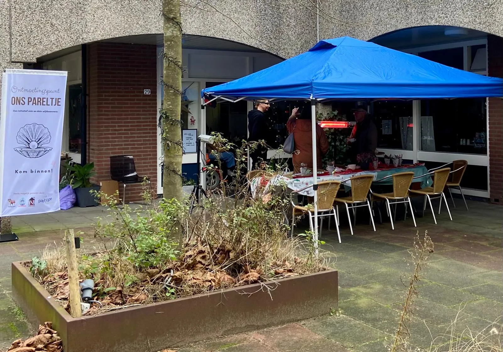 Beeld bij project “Kerstlunch Wijkkamer Ons Pareltje in Waardhuizen druk bezocht”