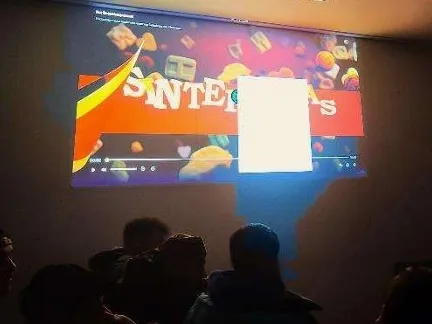 Beeld bij project “Cultuurintegratie via een pakje van Sinterklaas (Amstelidee sponsor)”