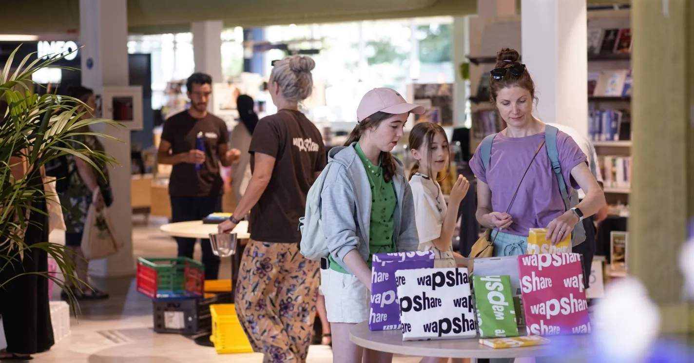 Beeld bij project “Eerste SWAPSHARE initiatief in Bibliotheek in Amstelveen op 31 mei gelijk groot succes (Amstelidee cosponsor)”