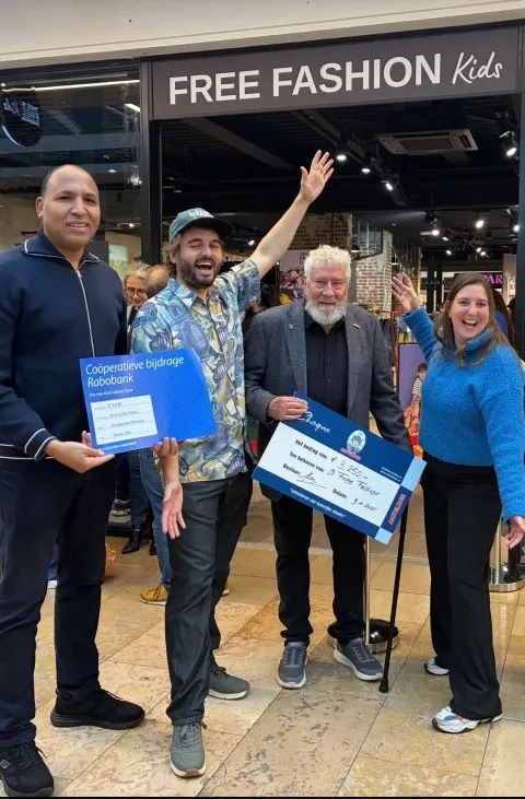 Beeld bij project “Free Fashion Kids Store in Stadshart Amstelveen geopend  (Amstelidee cosponsor)”